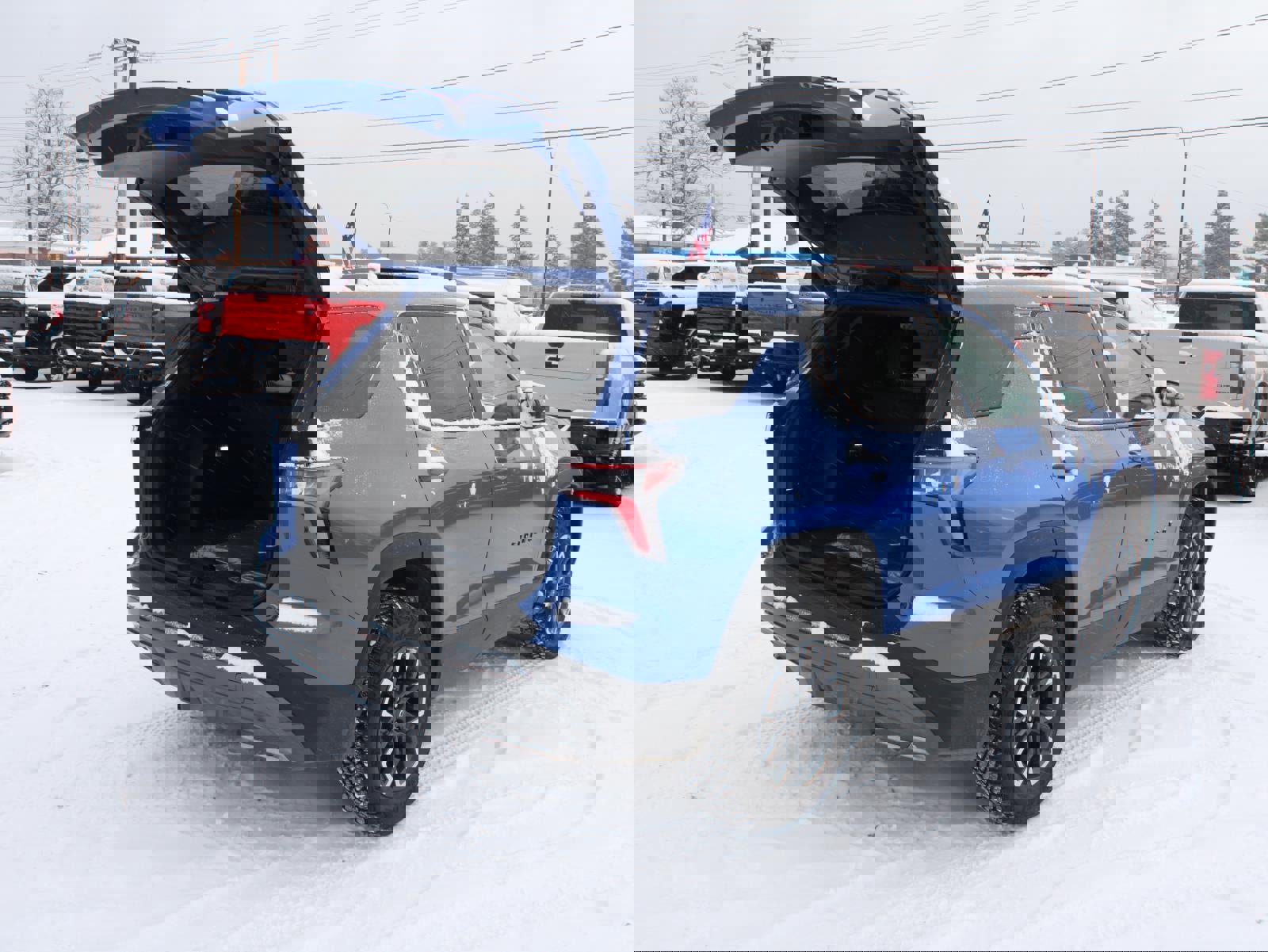 New 2026 Chevrolet Equinox ACTIV w/ Convenience Package III image 7