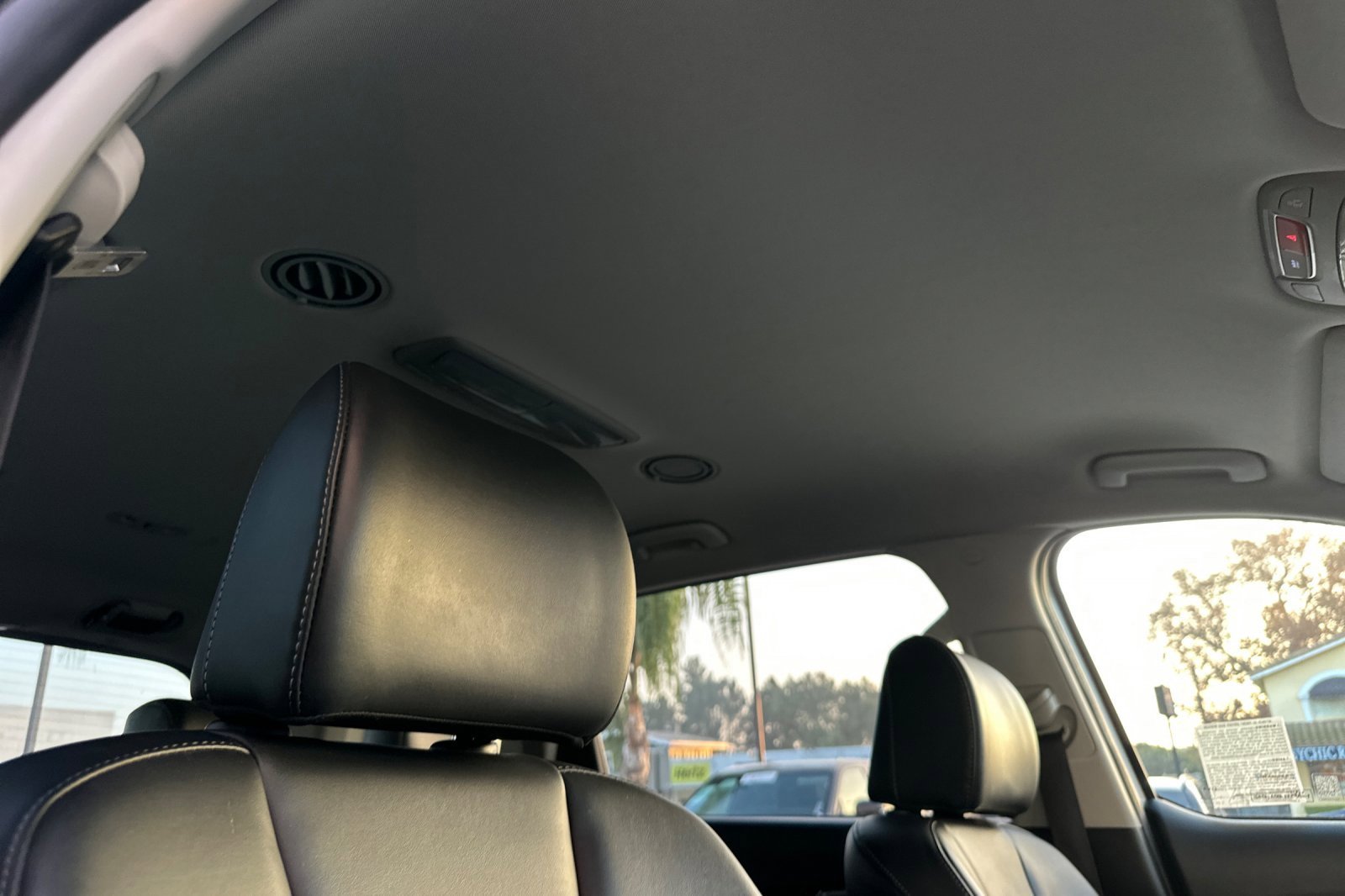 Used 2024 Kia Telluride LX image 23