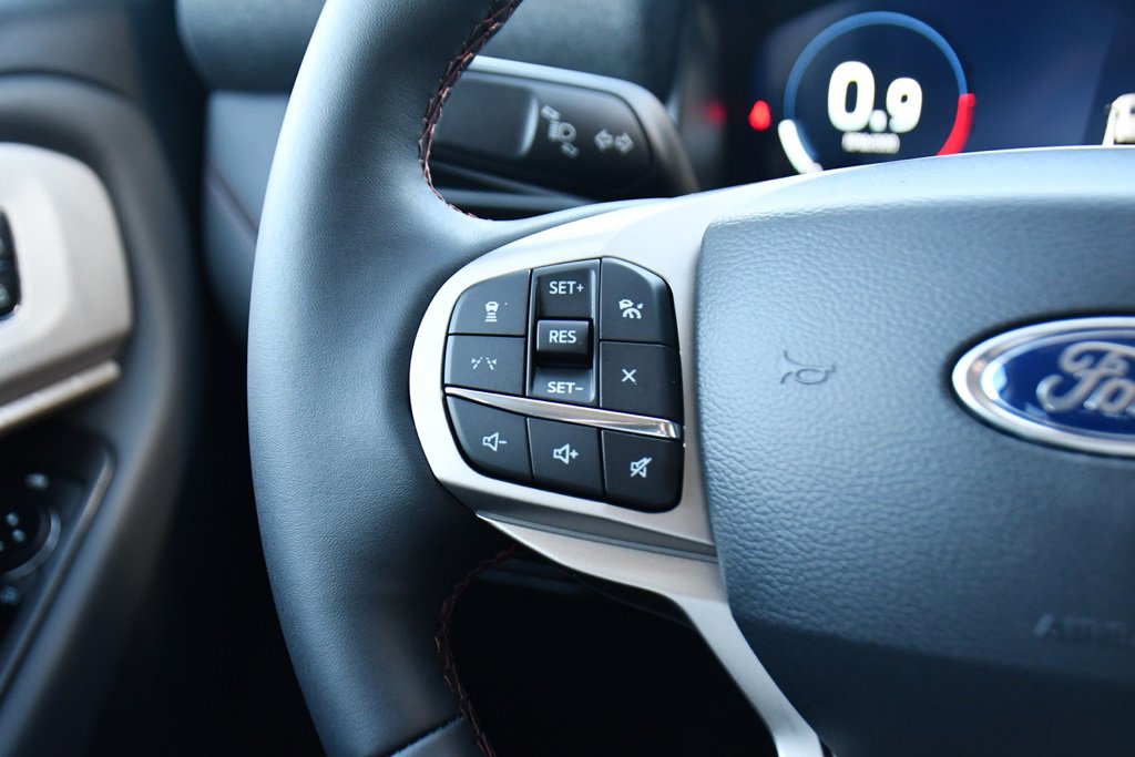 Used 2026 Ford Explorer Active w/ Active Comfort Package image 35