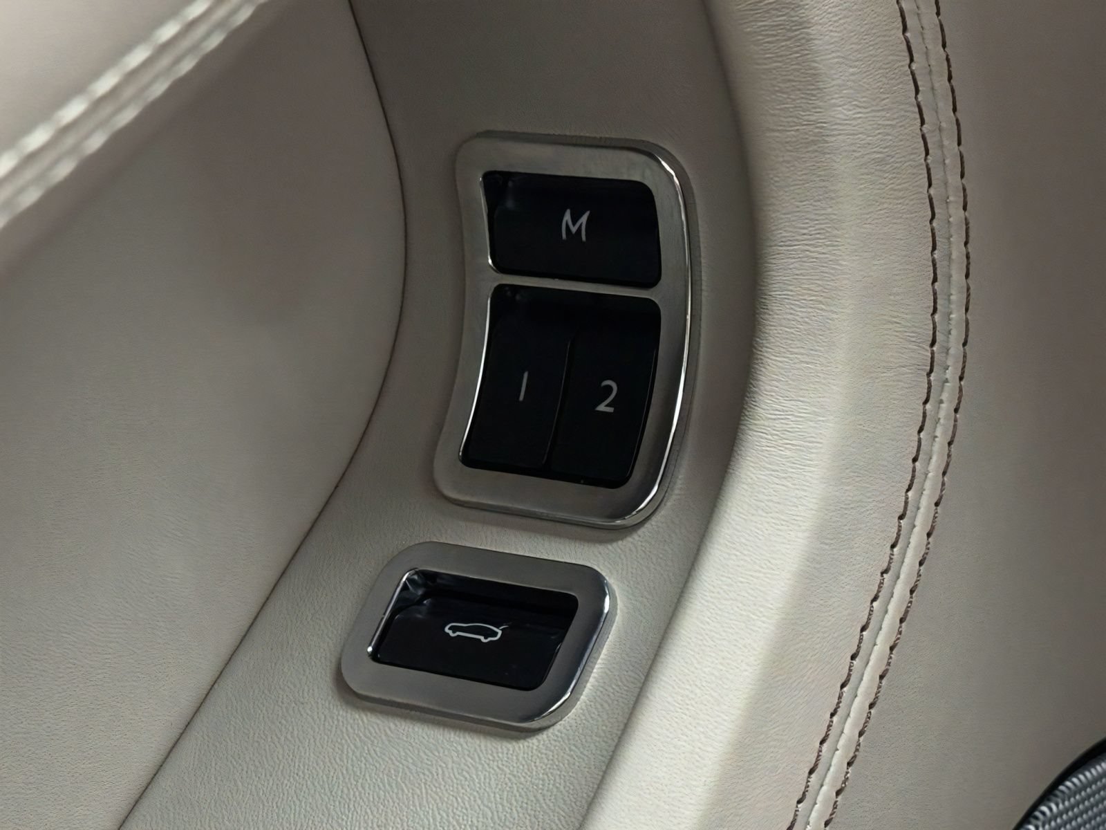 Used 2024 Bentley Continental GT AWD/4WD image 22