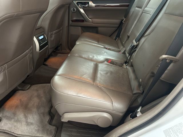 Used 2014 Lexus GX 460 Luxury w/ Preferred Accessory Package image 33