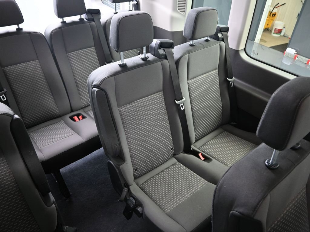 Used 2025 Ford Transit 350 XLT image 37