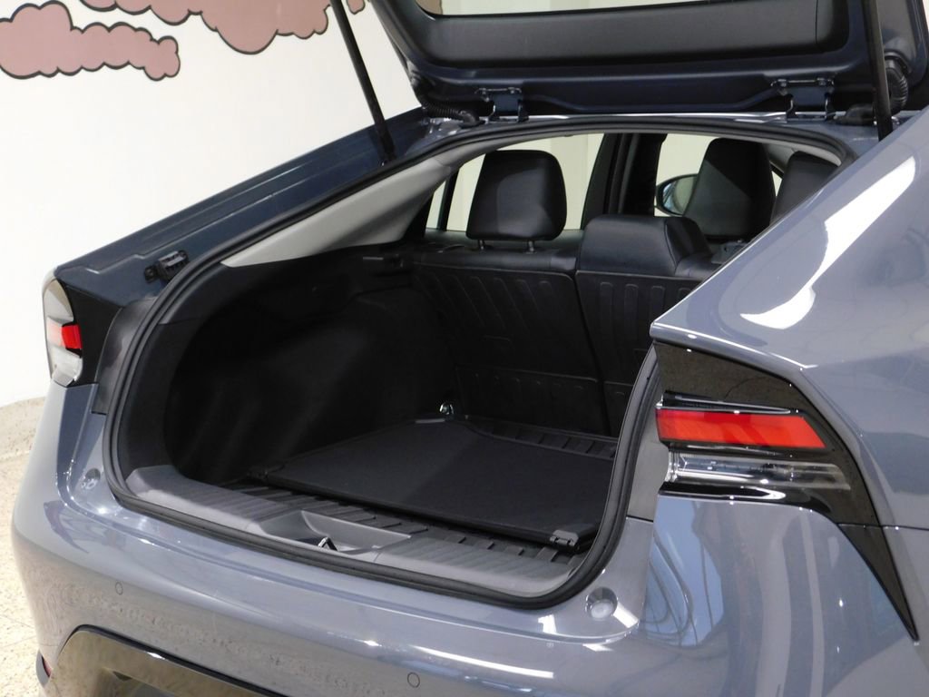 Used 2024 Toyota Prius XLE image 82