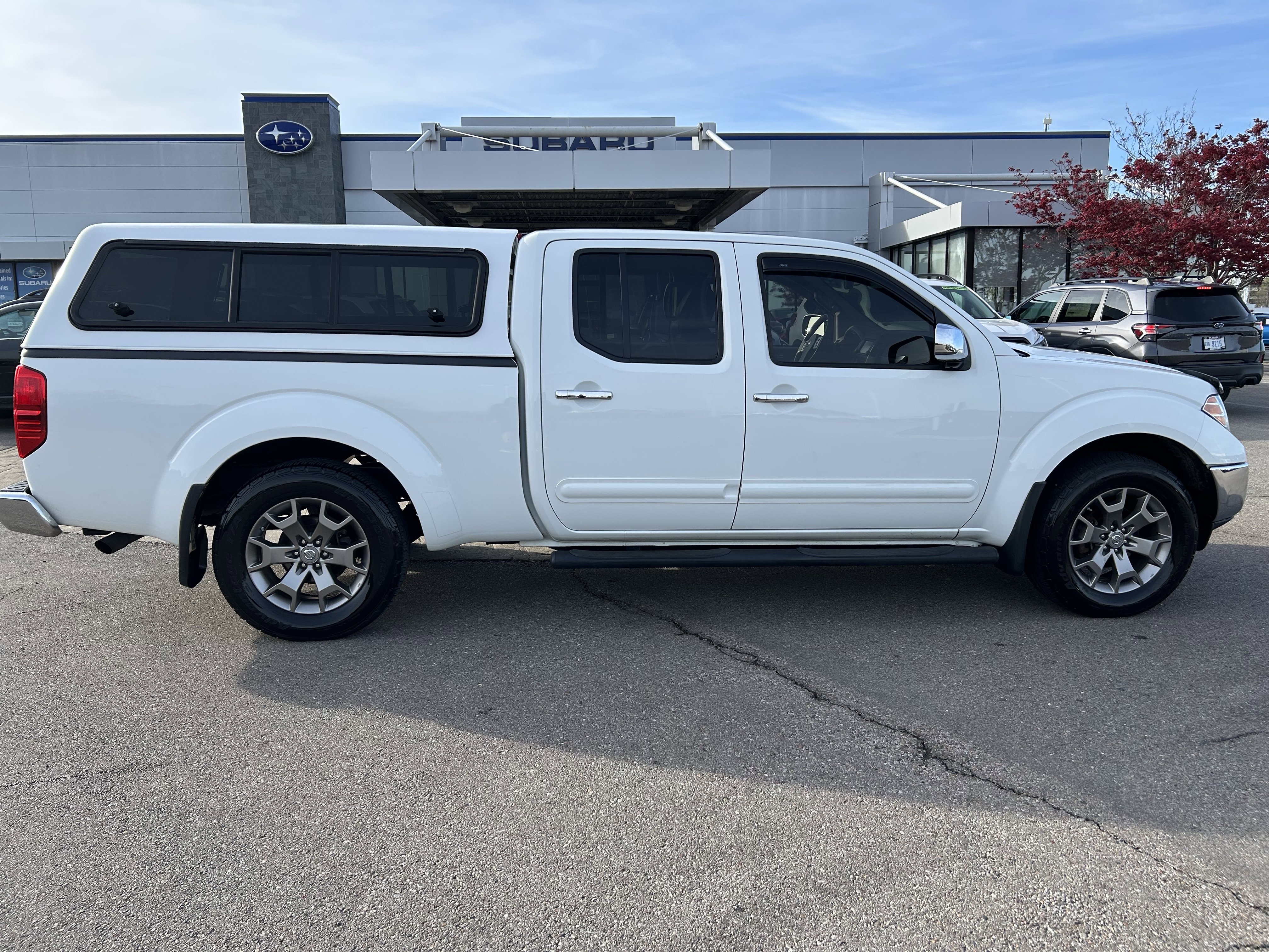 Used 2016 Nissan Frontier SL image 8