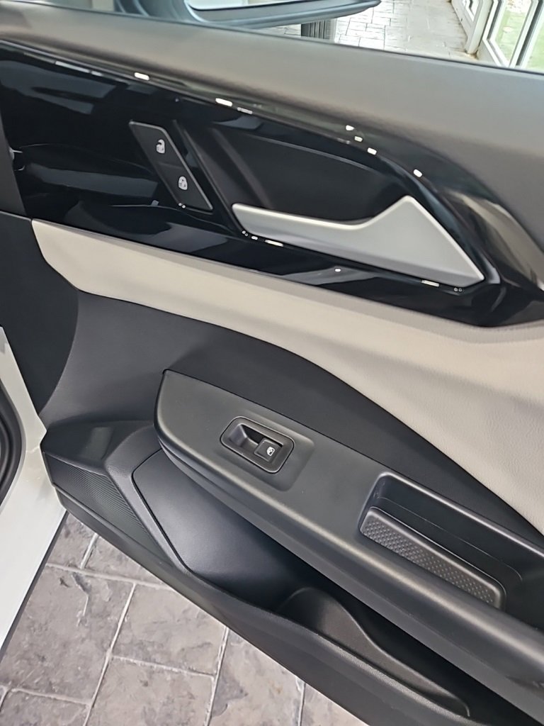 New 2026 Volkswagen Taos S image 12