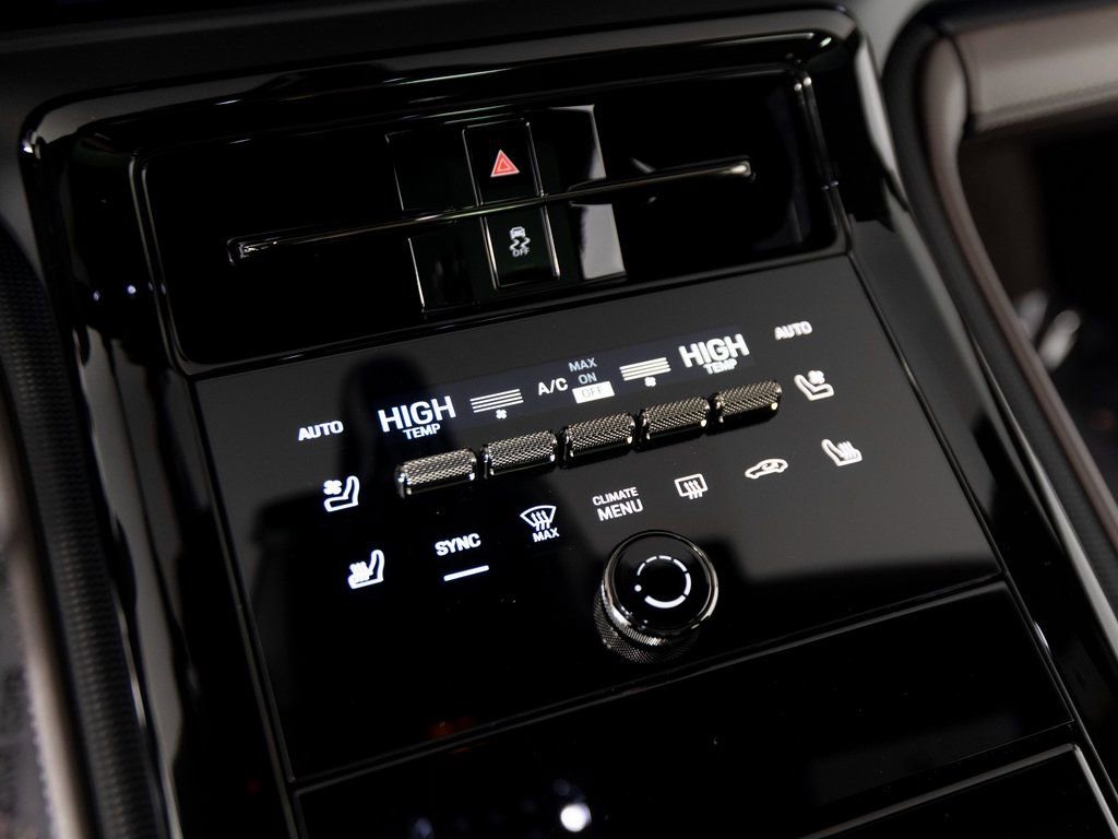 New 2026 Porsche Panamera Turbo image 31