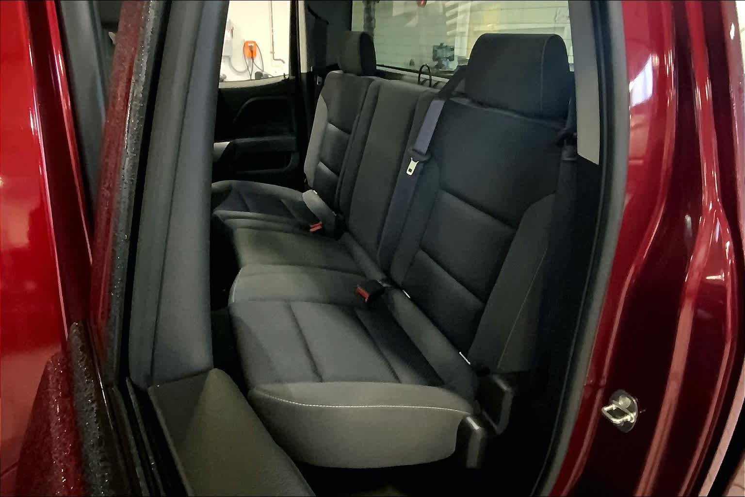 Used 2017 Chevrolet Silverado 1500 LT w/ All Star Edition AWD/4WD image 20