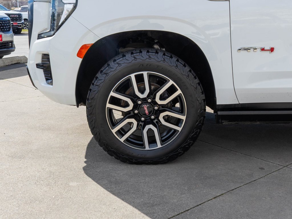 Used 2022 GMC Yukon XL AT4 w/ AT4 Premium Plus Package image 33