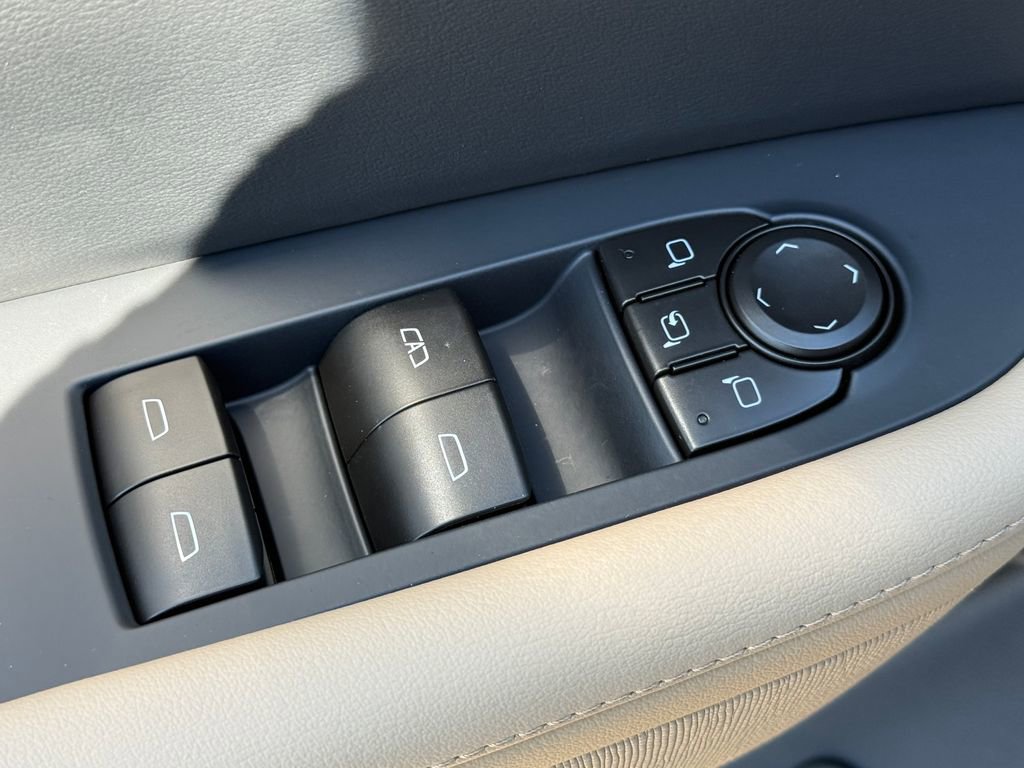 New 2026 Buick Enclave Preferred w/ Power Package AWD/4WD image 19