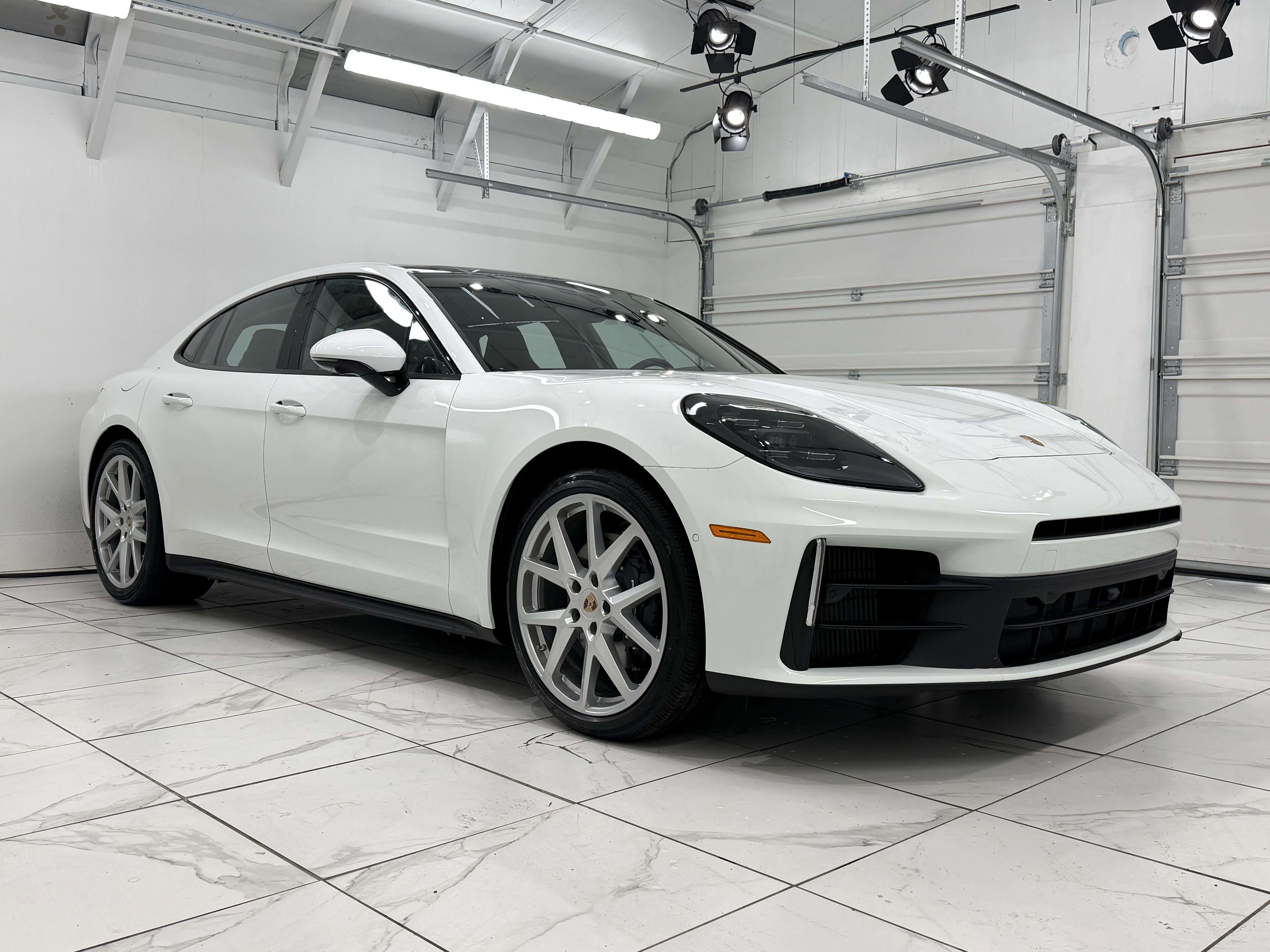 New 2026 Porsche Panamera image 10