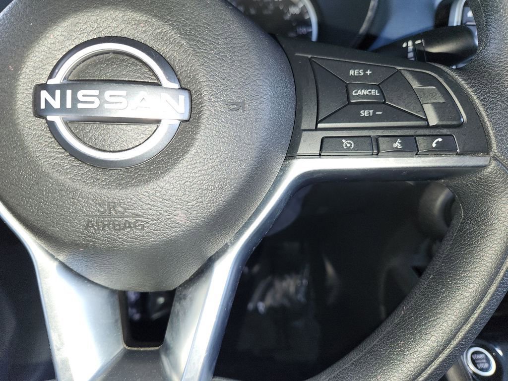 Used 2025 Nissan Versa SV image 24