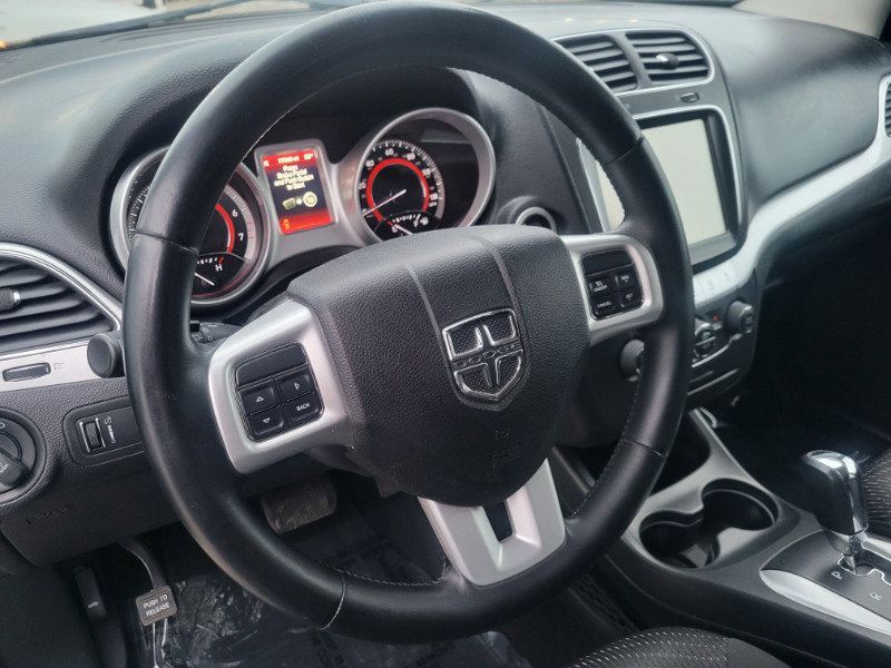 Used 2017 Dodge Journey SXT w/ Safe & Sound Group image 28
