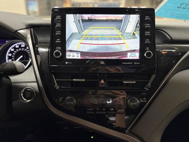 Used 2023 Toyota Camry XLE image 10