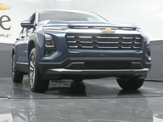 New 2026 Chevrolet Equinox LT w/ Safety and Technology Package image 3