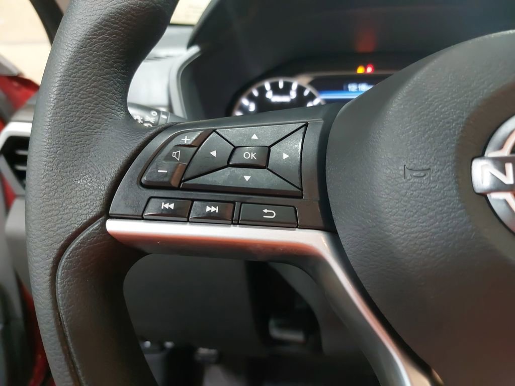 Used 2024 Nissan Altima 2.5 SV image 16