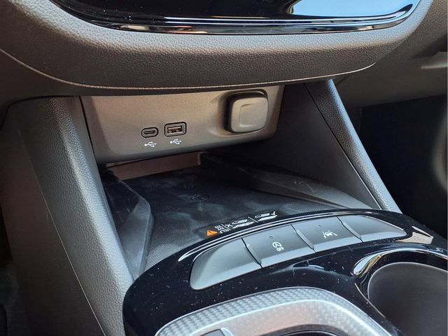 New 2026 Buick Envista Avenir FWD image 8