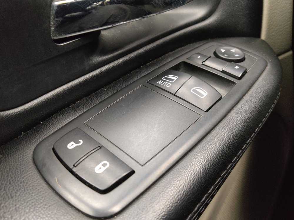 Used 2016 Dodge Grand Caravan SE w/ Quick Order Package 29E SE FWD image 27