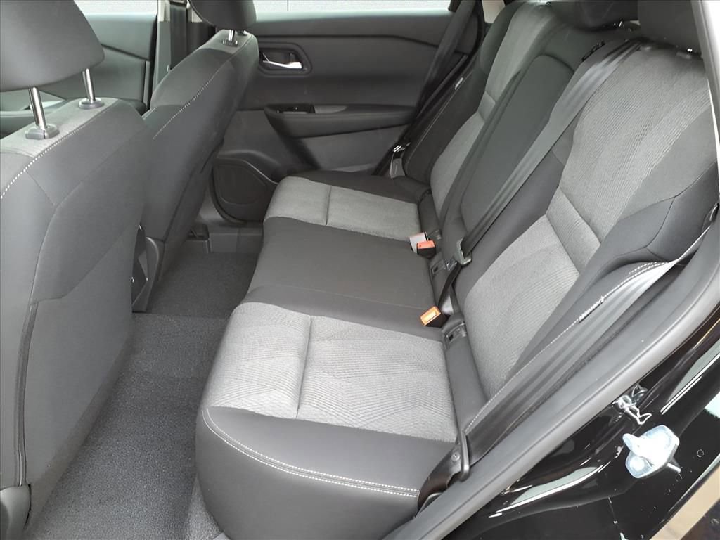 New 2026 Nissan Rogue SV image 12