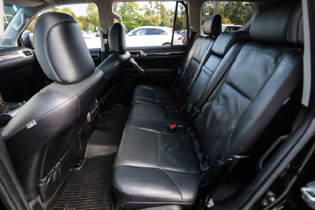 Used 2017 Lexus GX 460 Premium w/ Premium Package AWD/4WD image 58