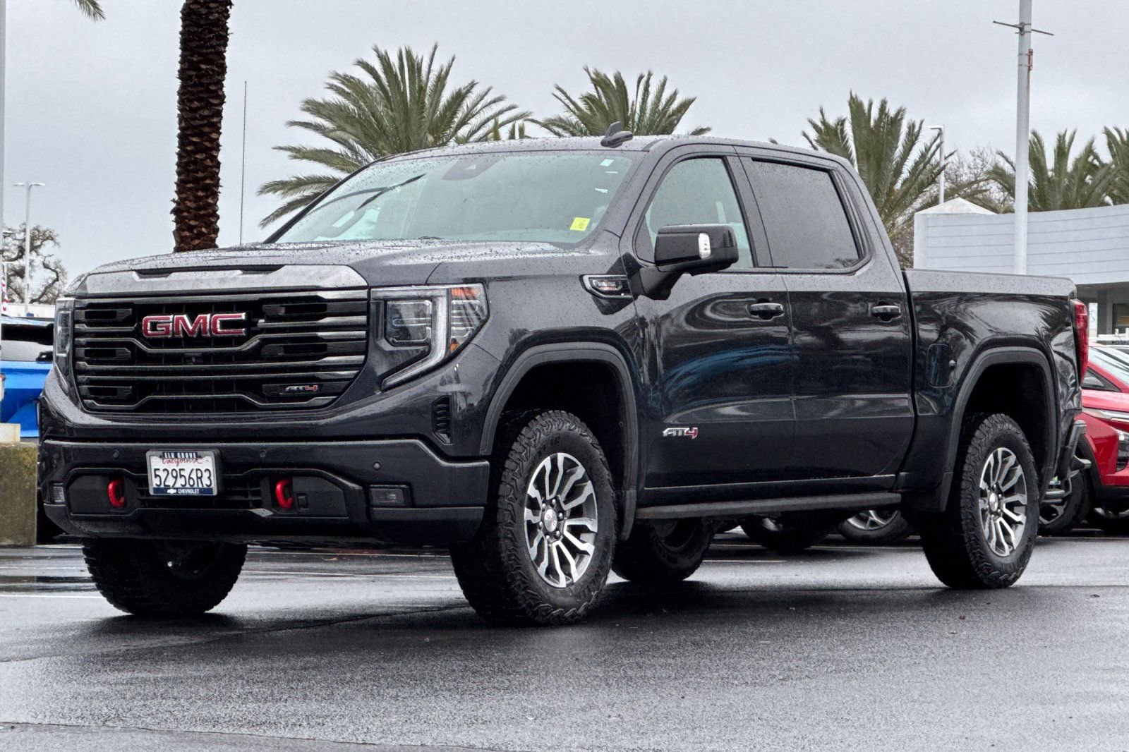 Used 2023 GMC Sierra 1500 AT4 w/ AT4 Premium Package image 7