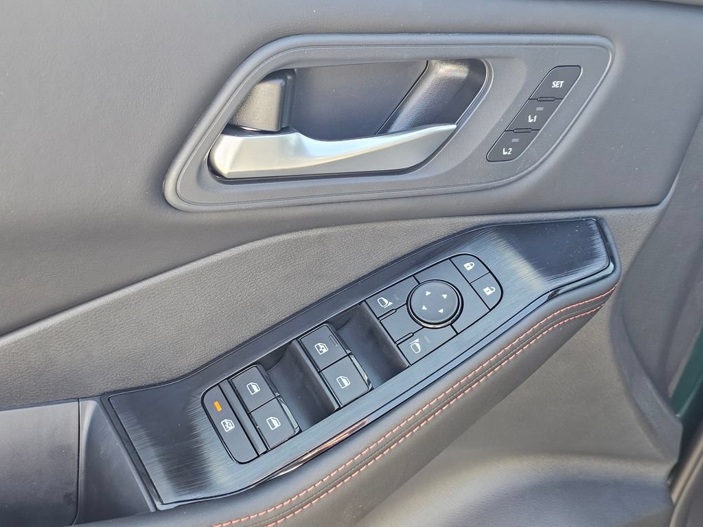 New 2026 Nissan Rogue SV w/ Rock Creek Premium Package AWD/4WD image 28