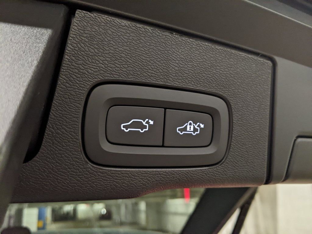 New 2026 Volvo XC60 T8 Polestar w/ Protection Package Premier image 29