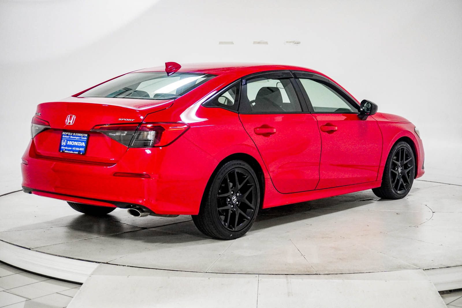 Used 2023 Honda Civic Sport image 9