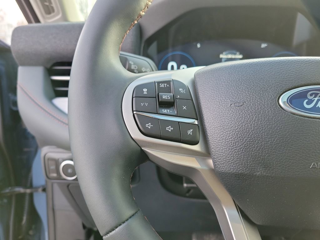 New 2026 Ford Explorer Active w/ Active Comfort Package image 23