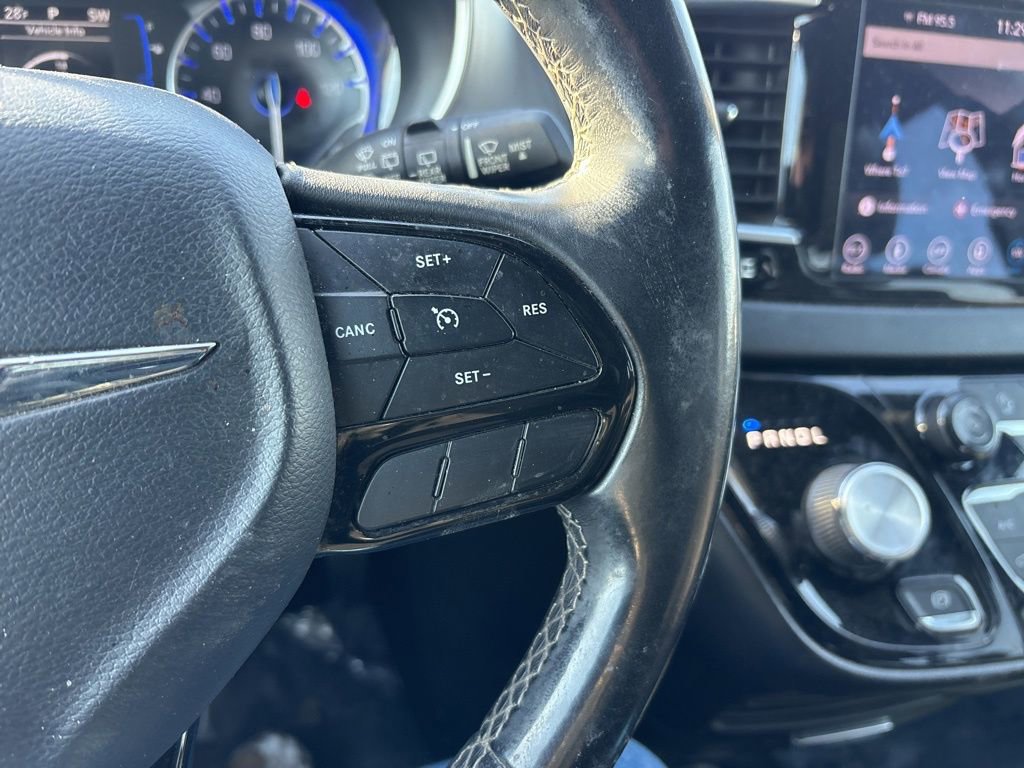 Used 2018 Chrysler Pacifica Touring Plus w/ S Appearance Package image 22