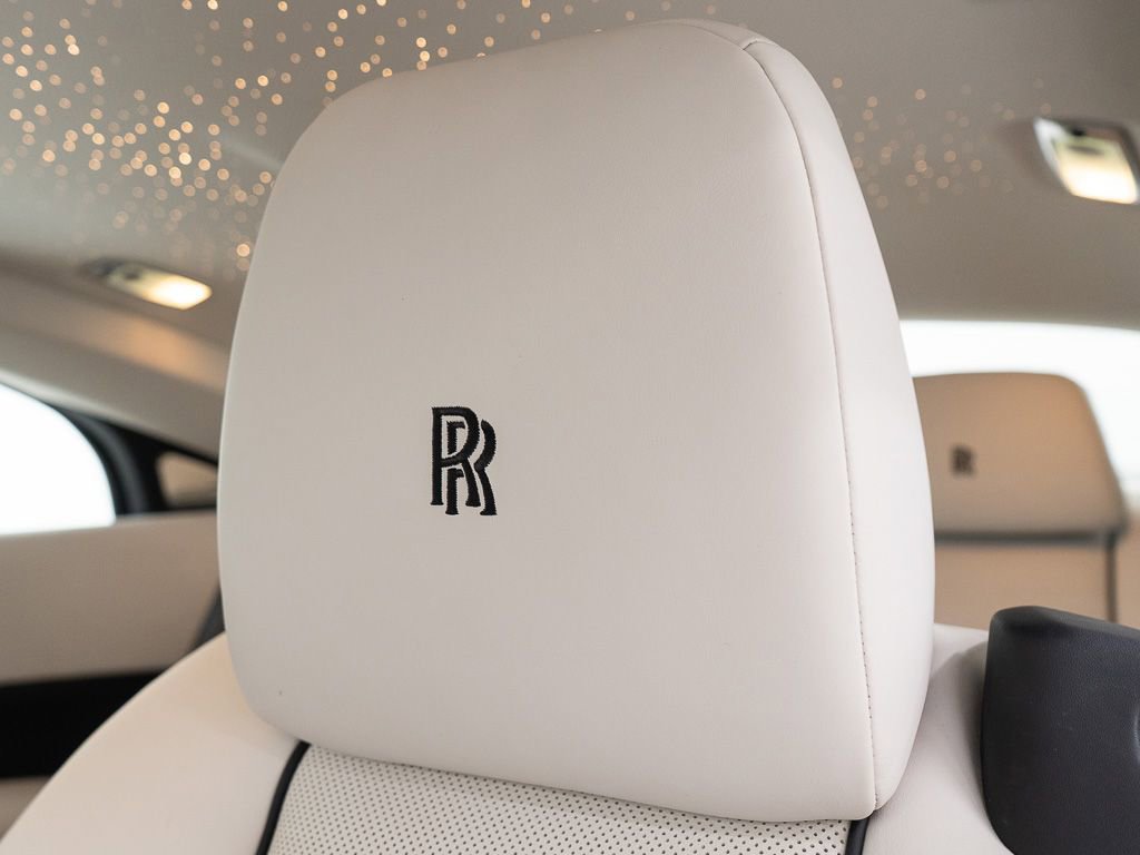 Used 2019 Rolls-Royce Wraith image 16