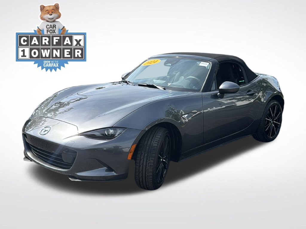 Used 2024 MAZDA MX-5 Miata Grand Touring RWD image 3