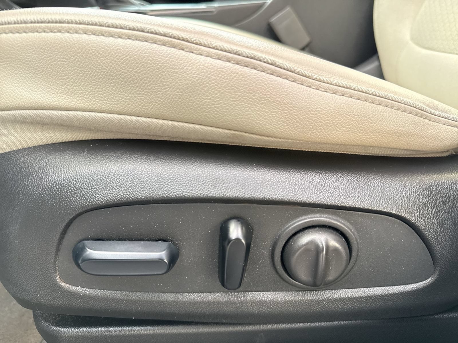 Used 2023 Buick Encore GX Select FWD image 13