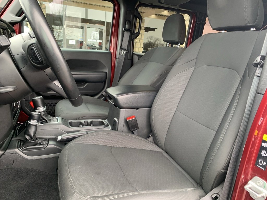 Used 2022 Jeep Wrangler Unlimited Sport image 13