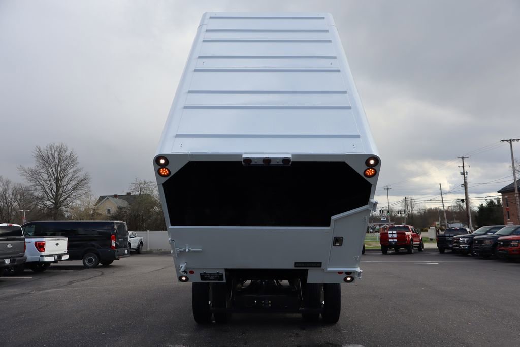 New 2027 Ford F750 2WD Regular Cab Super Duty image 24