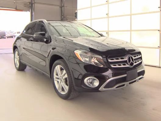 Used 2018 Mercedes-Benz GLA 250 4MATIC w/ Premium Package image 4