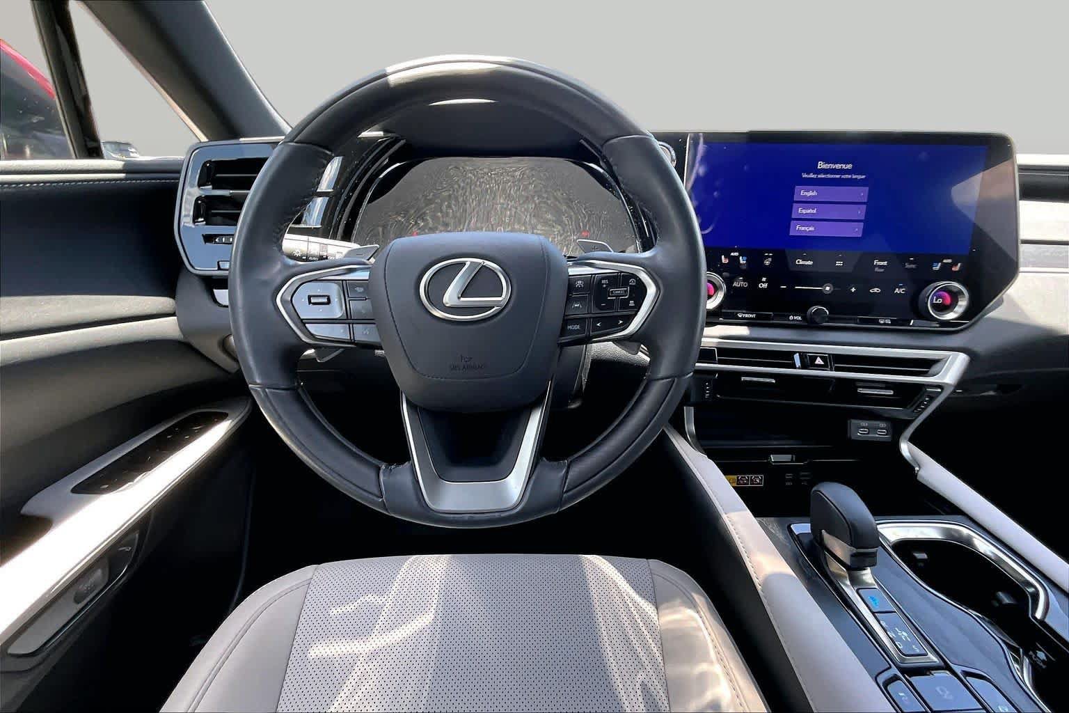 Used 2024 Lexus RX 350h w/ Accessory Package (Z1) AWD/4WD image 6