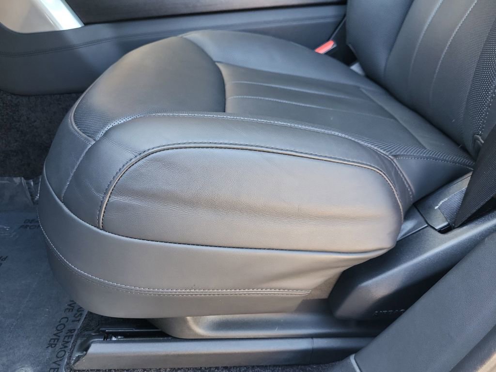 Used 2023 Land Rover Range Rover SE image 23