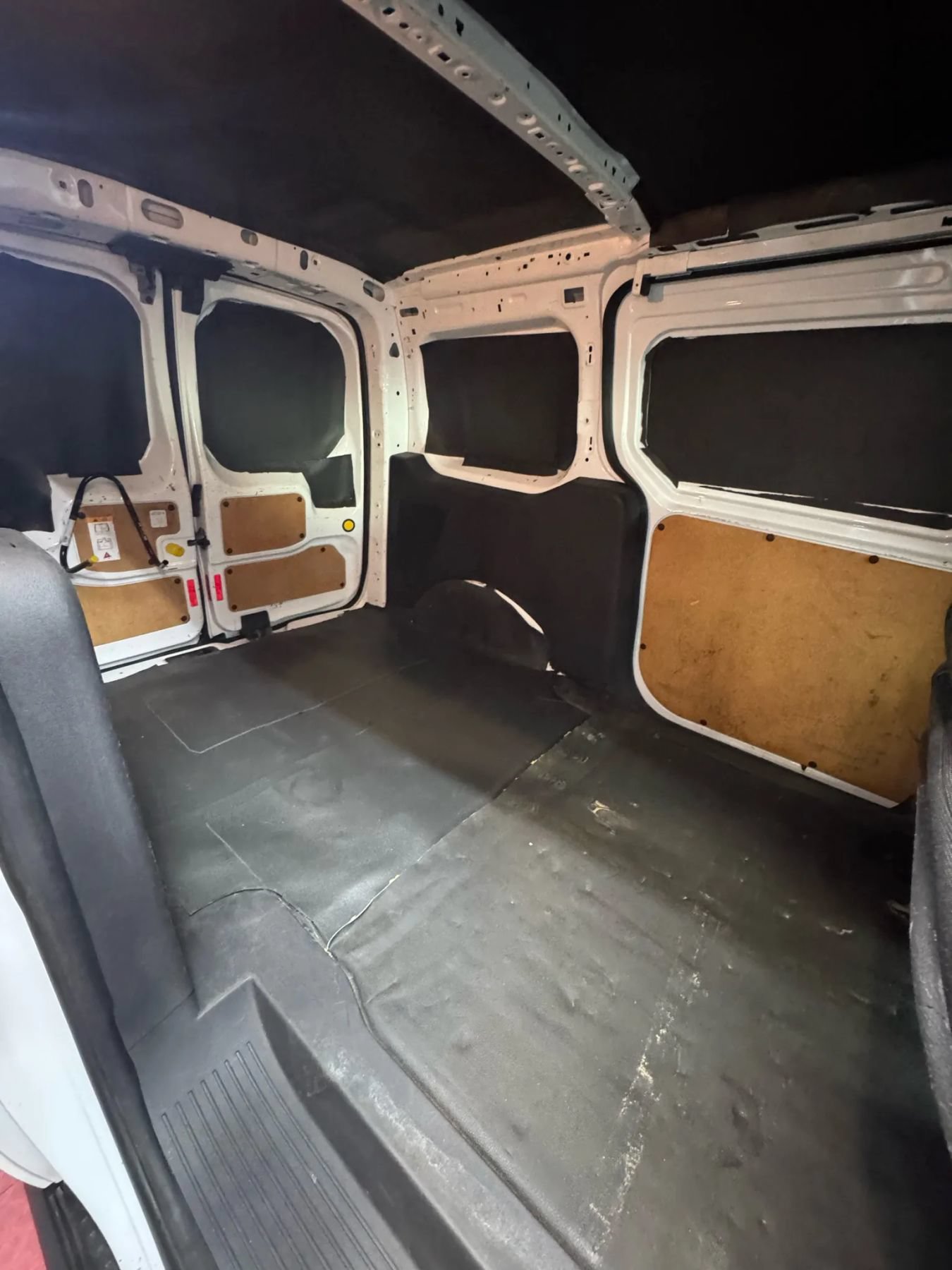 Used 2014 Ford Transit Connect XL FWD image 21