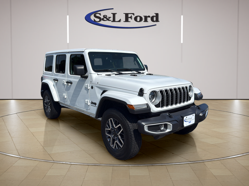 Used 2025 Jeep Wrangler Unlimited Sahara AWD/4WD image 11