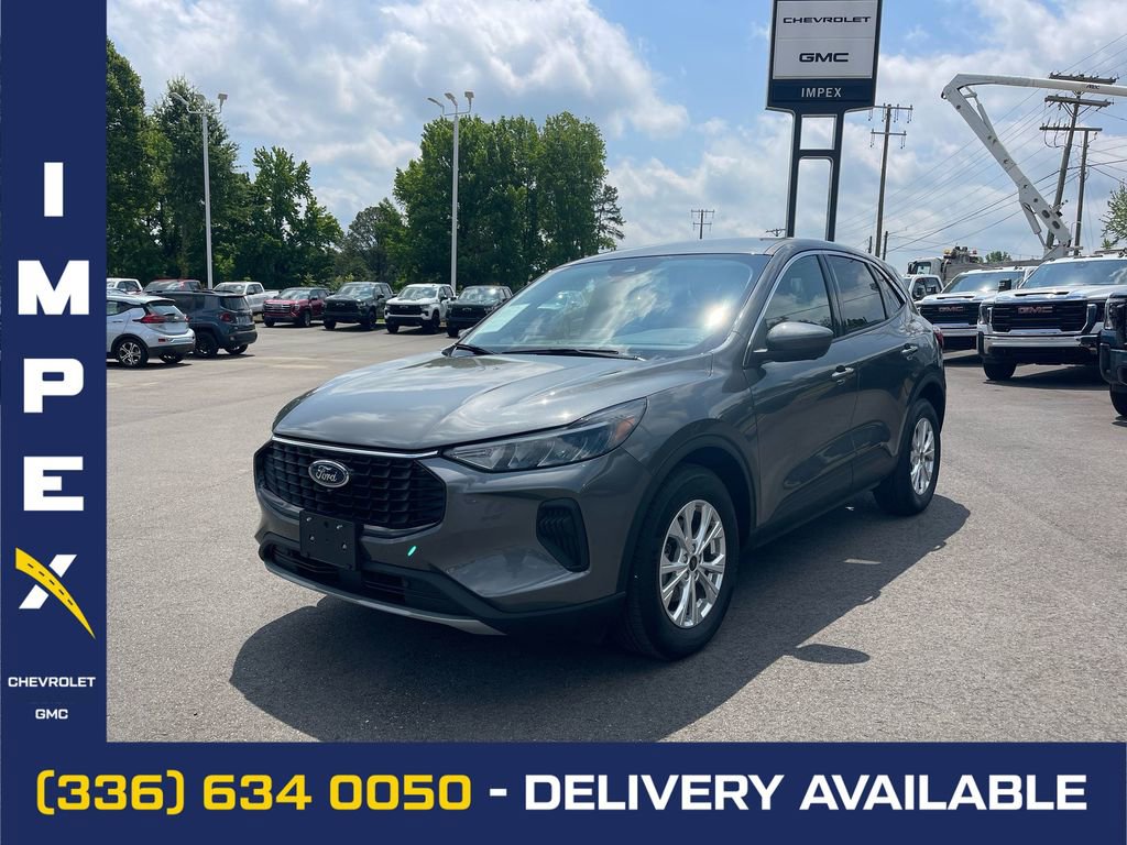 Used 2023 Ford Escape Active w/ Tech Pack #2 image 1