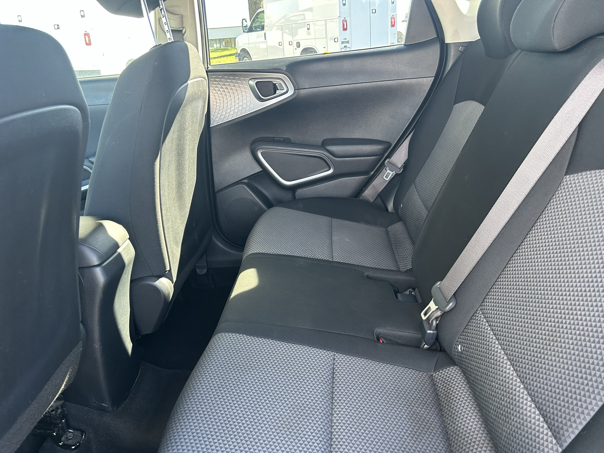 Used 2020 Kia Soul LX FWD image 11