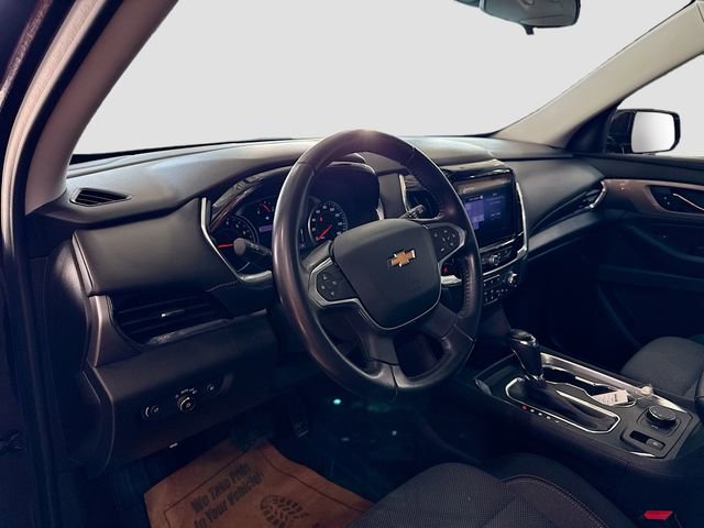Used 2020 Chevrolet Traverse LT image 10