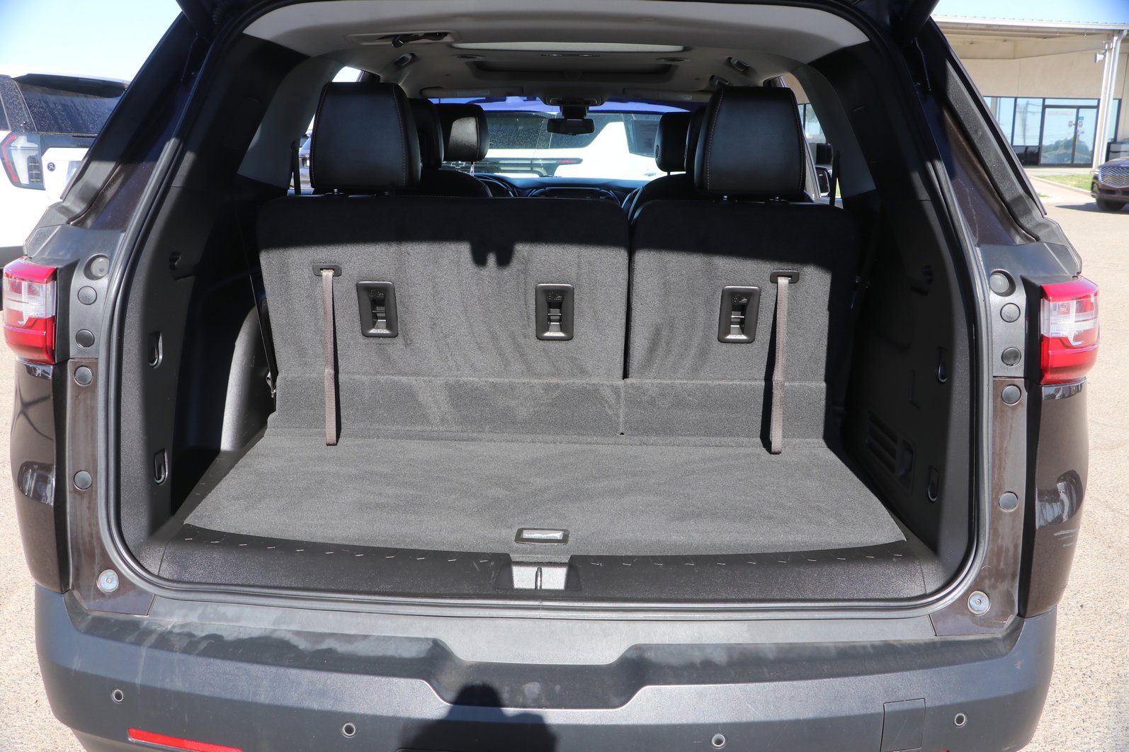 Used 2018 Chevrolet Traverse LT image 31