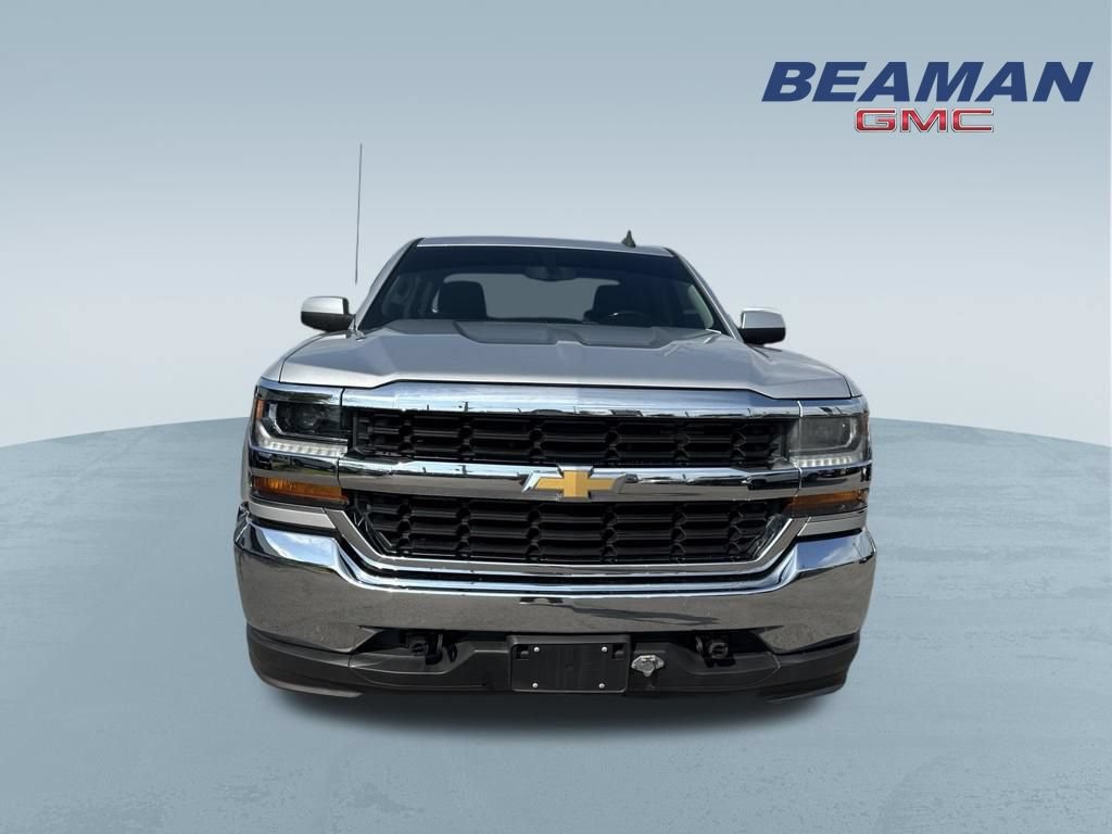 Used 2019 Chevrolet Silverado 1500 LT AWD/4WD image 2