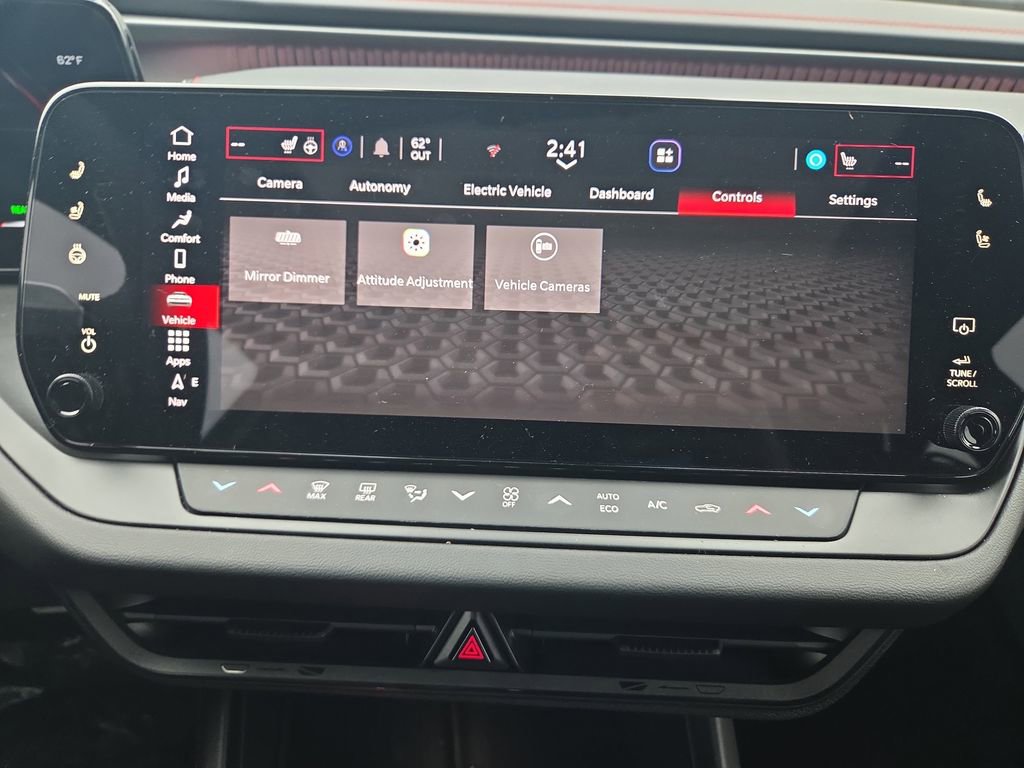 Used 2024 Dodge Charger R/T w/ Plus Group image 23