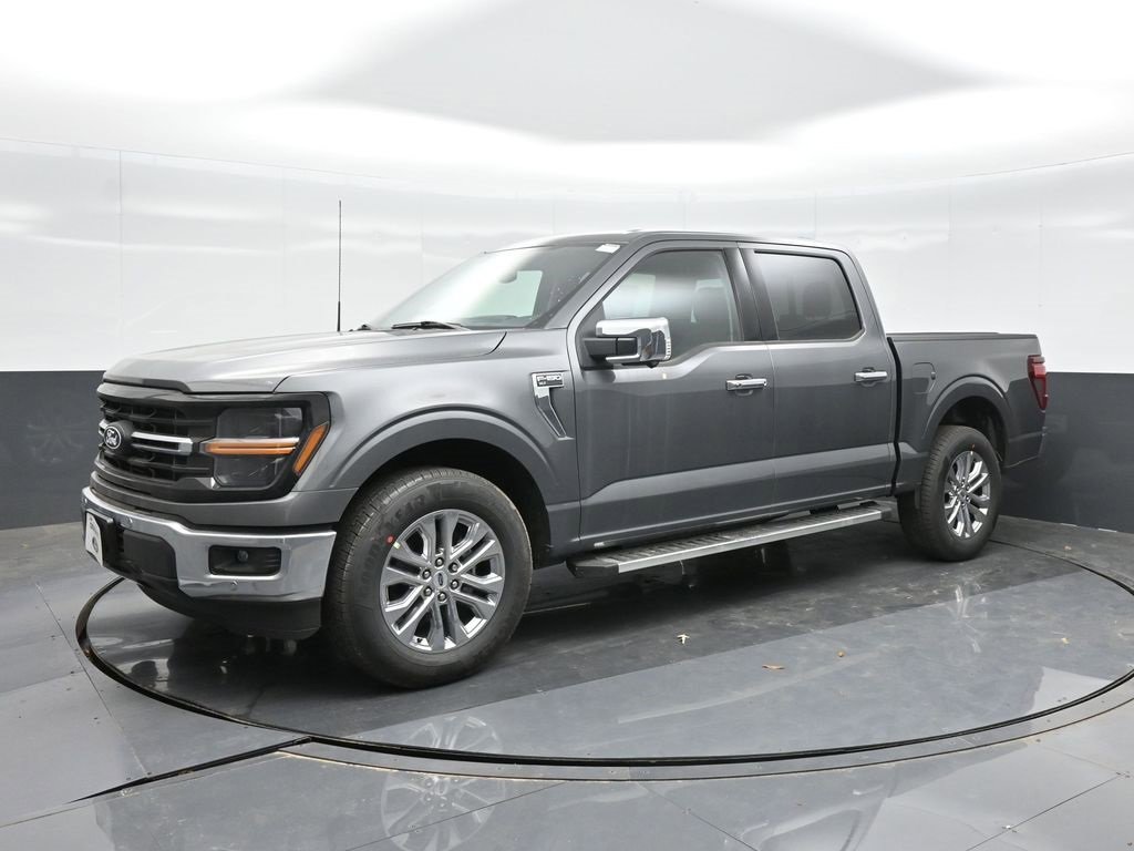 New 2025 Ford F150 XLT w/ Equipment Group 302A MID