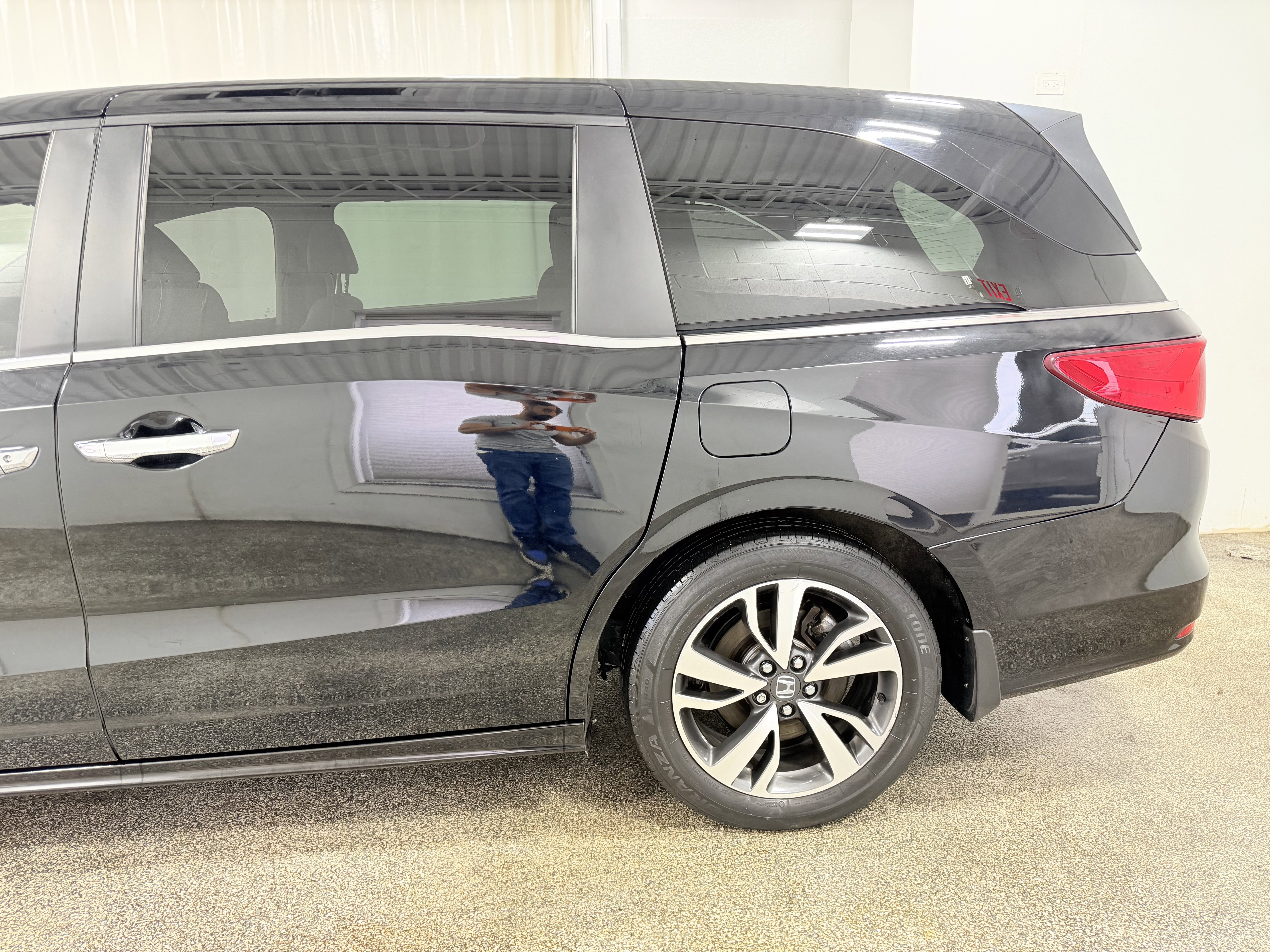 Used 2022 Honda Odyssey Touring image 5