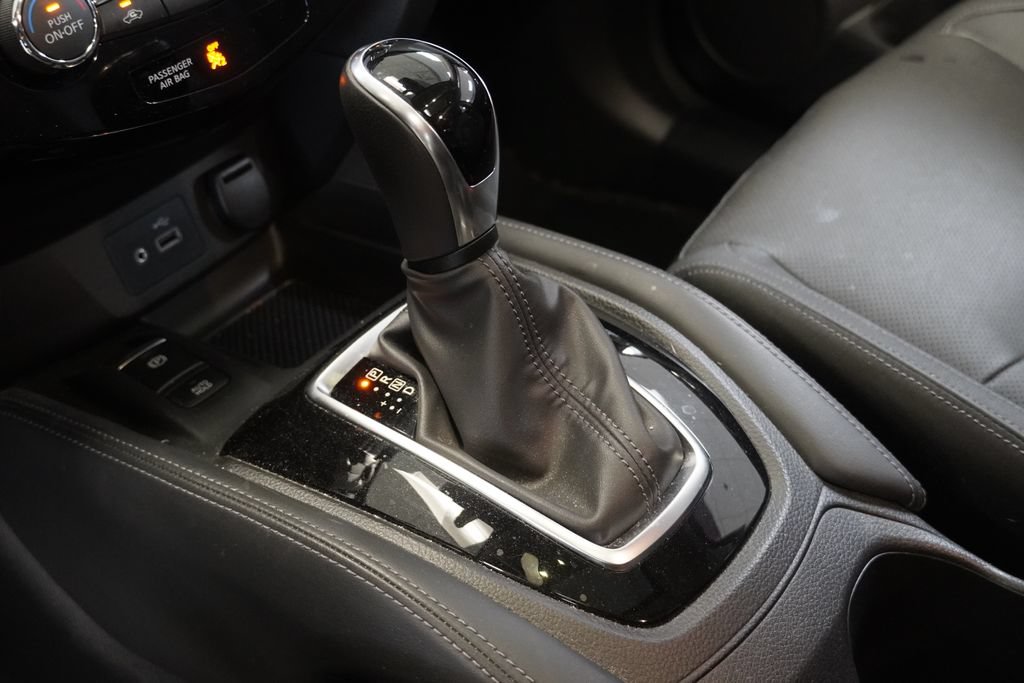 Used 2019 Nissan Rogue Sport SL w/ Premium Package AWD/4WD image 22
