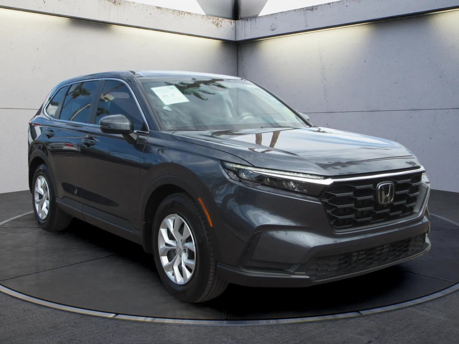 Used 2024 Honda CR-V LX image 2