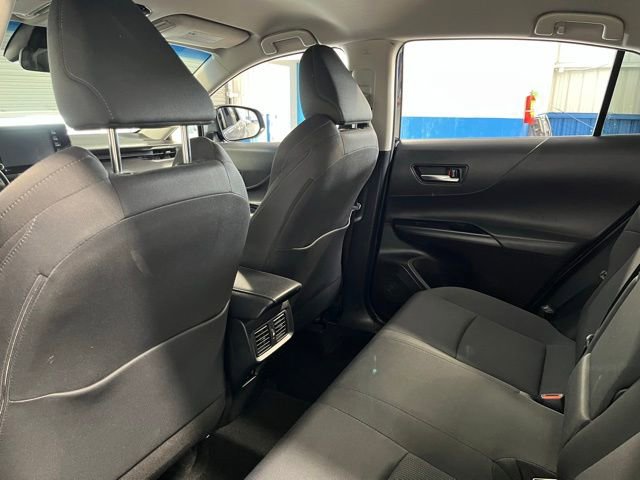 Used 2022 Toyota Venza LE AWD/4WD image 17